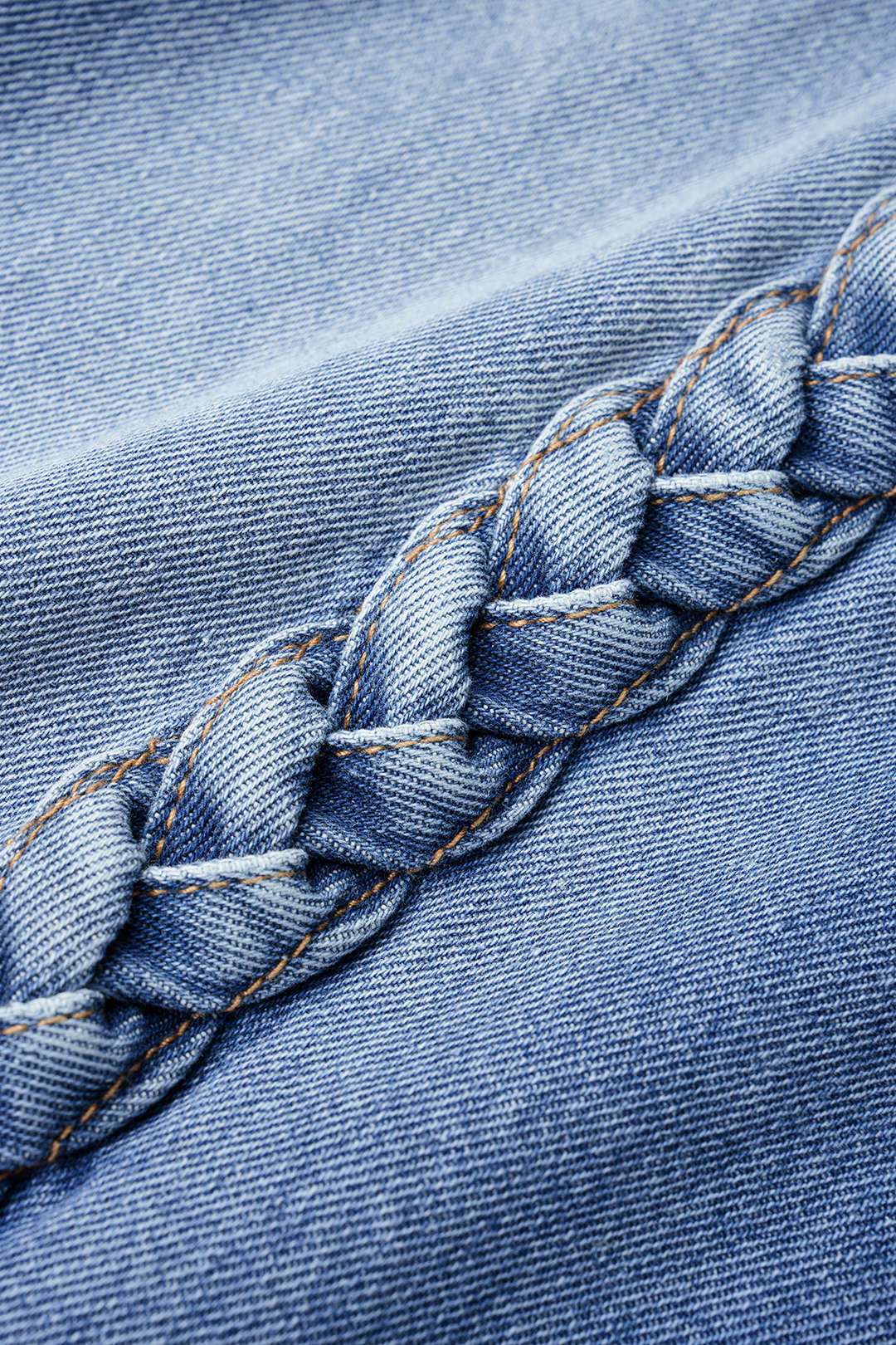 "Denim Braided Pocket Zipper Barrel Jeans"
