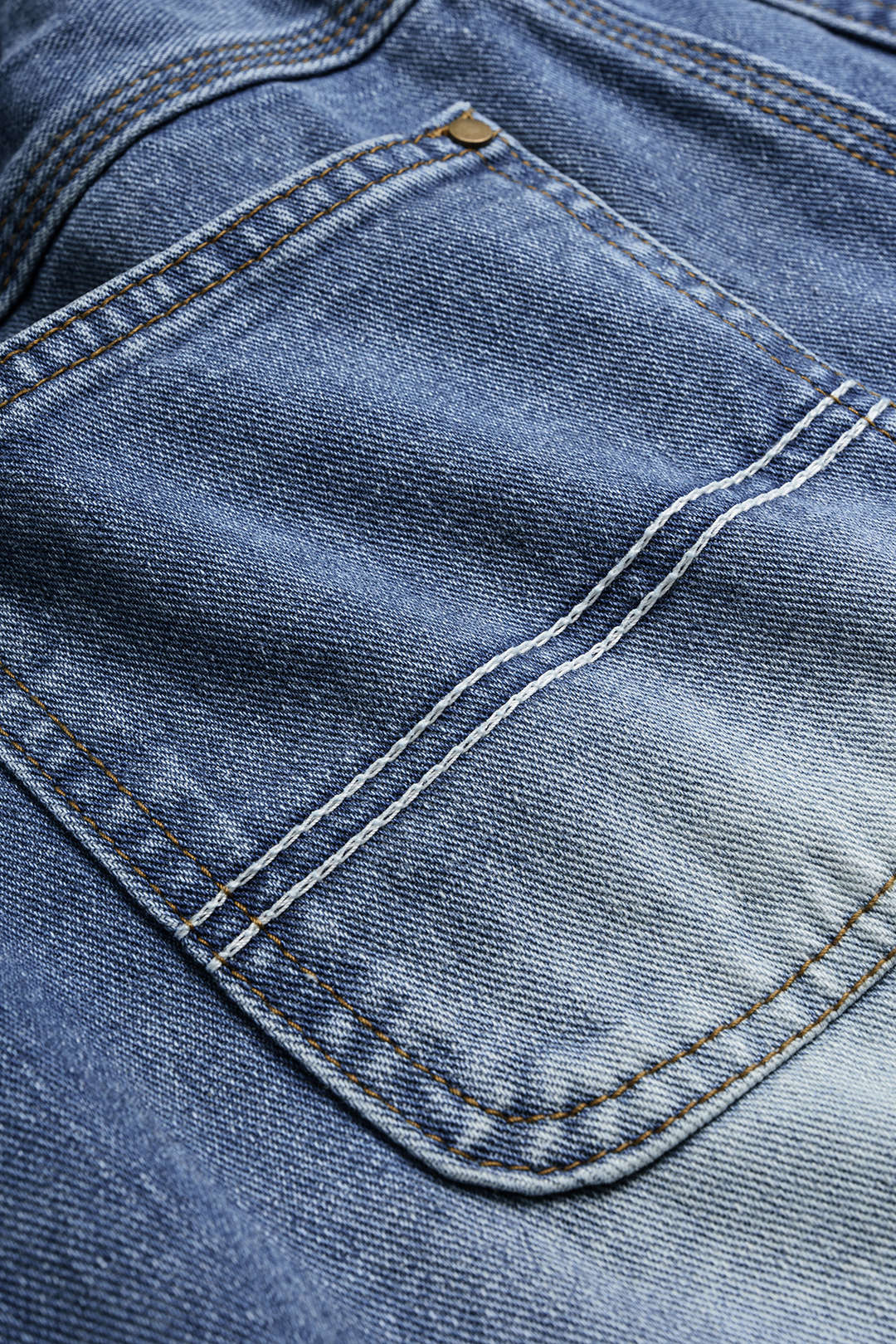 "Denim Belted Pocket Shorts"