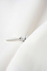 "Contrast Binding V-Neck Tie-Up Sleeveless Jumpsuit"