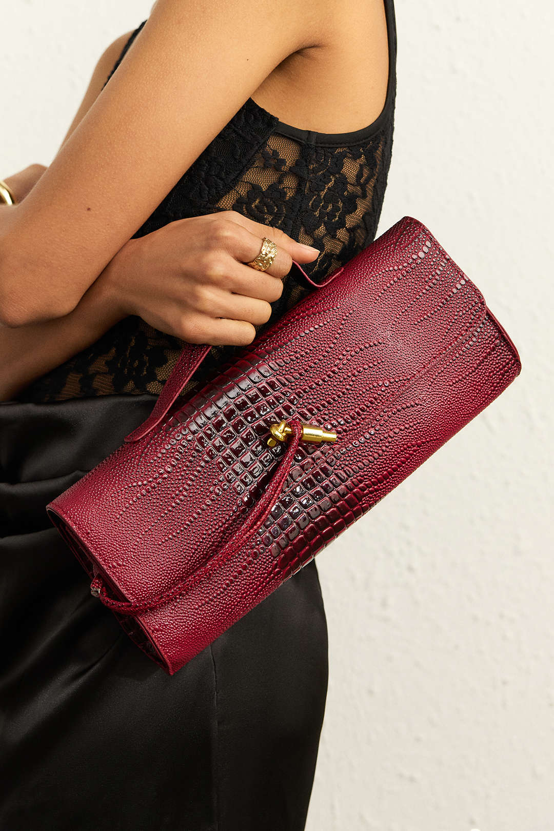 "Crocodile Skin Pattern Faux Leather Clutch Bag"