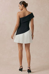 "Contrast Off Shoulder Metallic Asymmetrical Pleated Sleeveless Mini Dress"