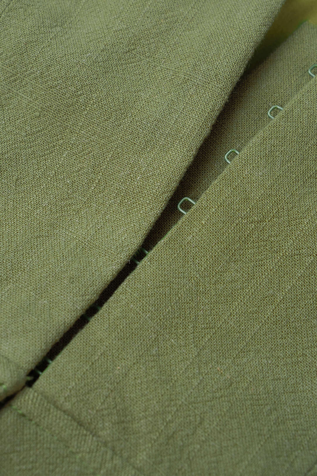 "Cut Out Tie-Up Backless Tank Top"