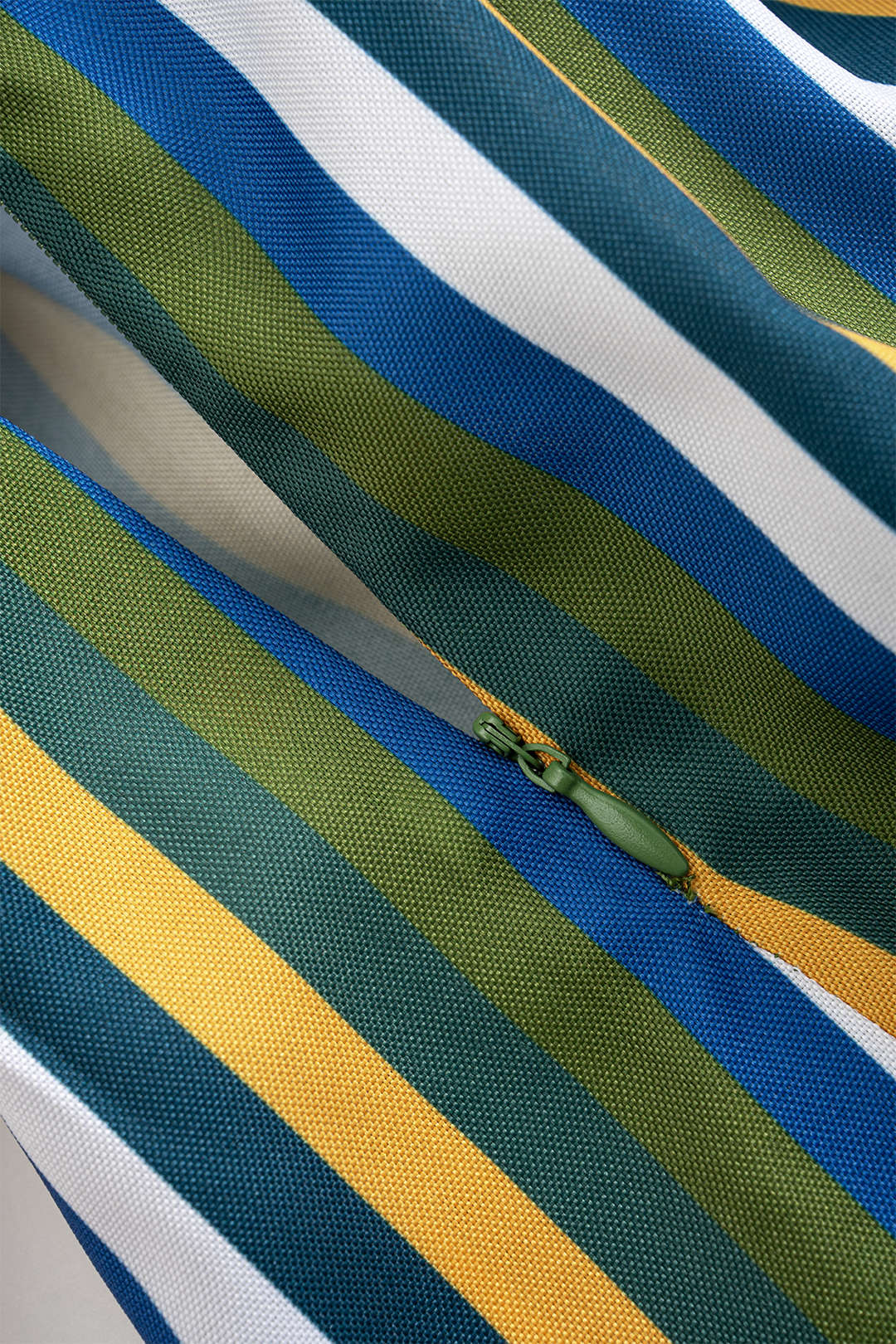 "Contrast Stripe Print Ruched Tie Front Trousers"