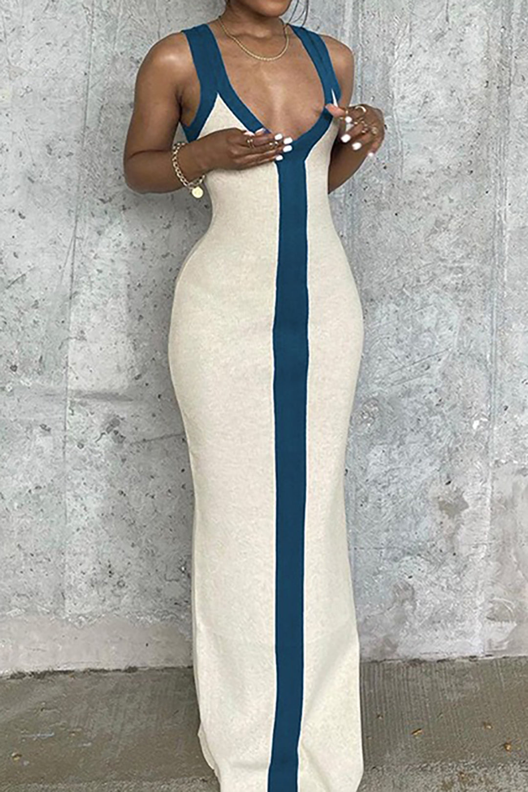 "Colorblock V-neck Ribbed Split Maxi Dress"