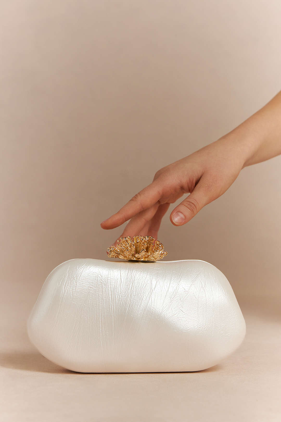 "Alloy Irregular Clutch Bag"