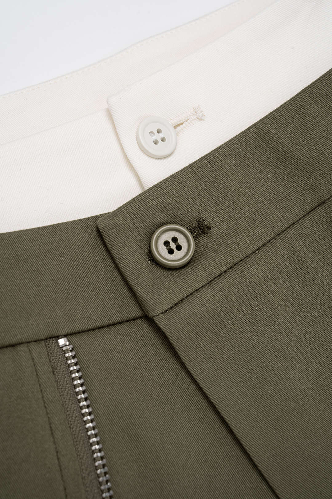 "Contrast Double Waistband Zipper High Waist Shorts"
