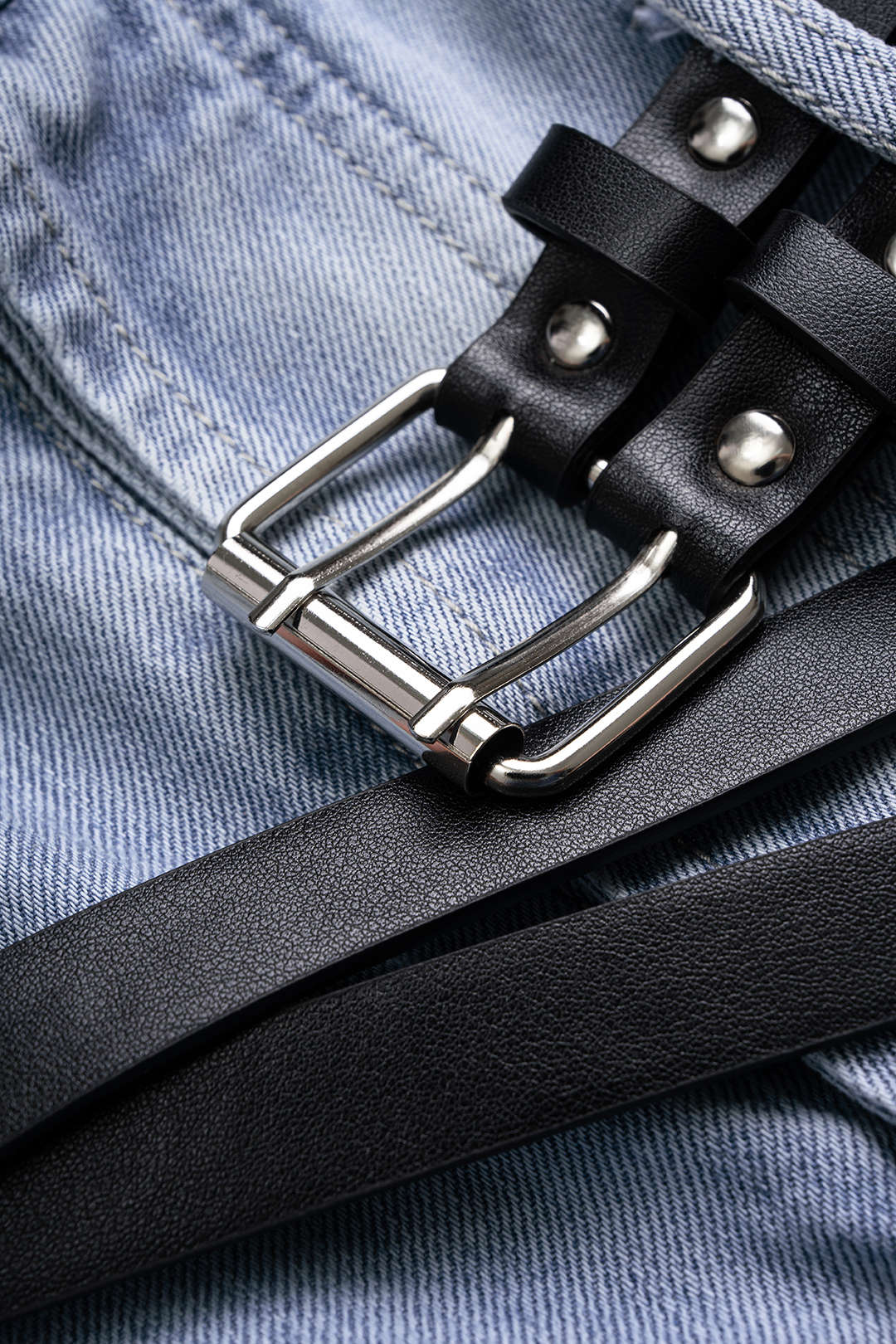 "Denim Belted Frayed High Waist Zipper Wide Leg Jeans"