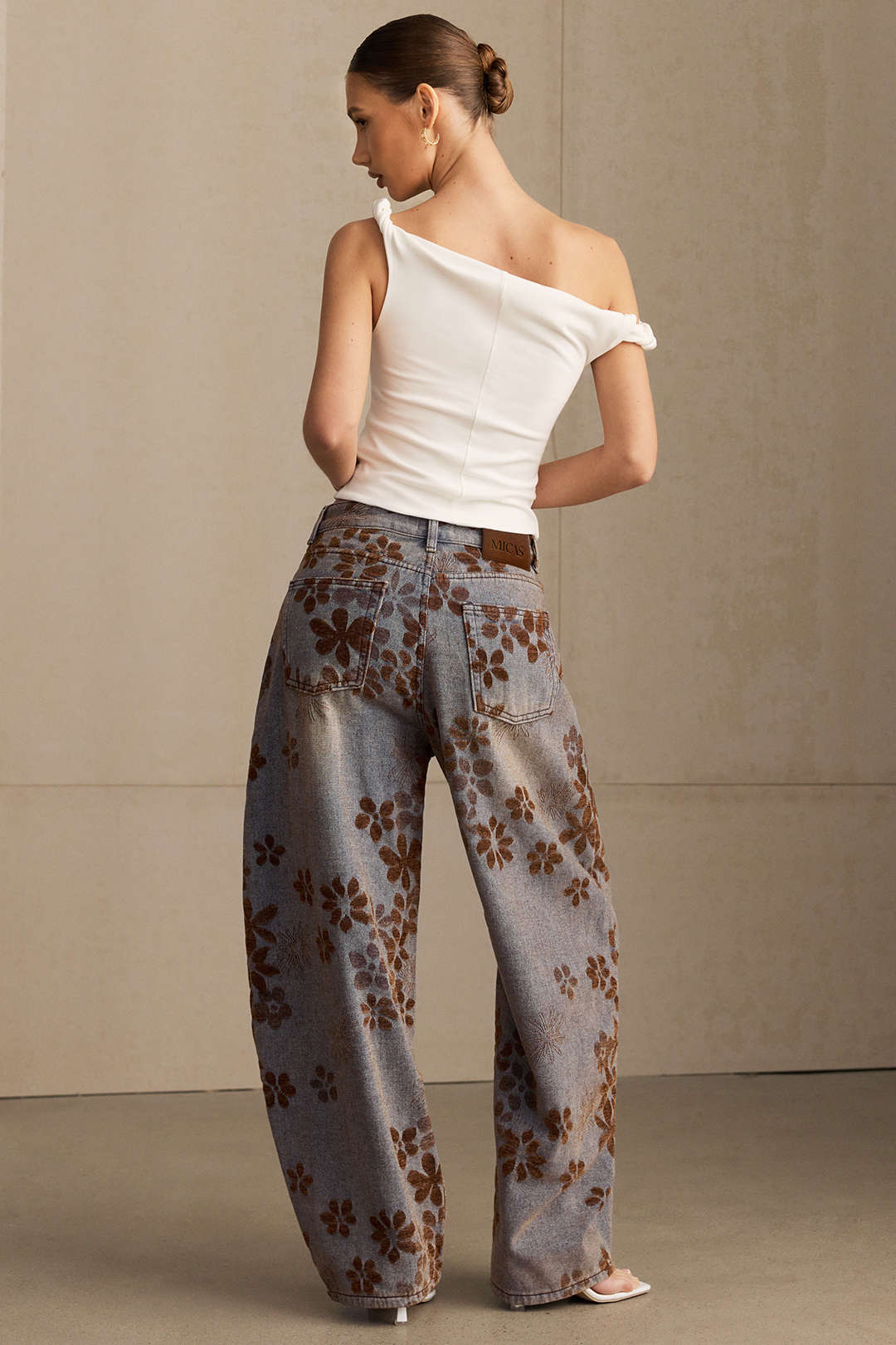 "Denim Floral Print High-Waist Pocket Jeans"