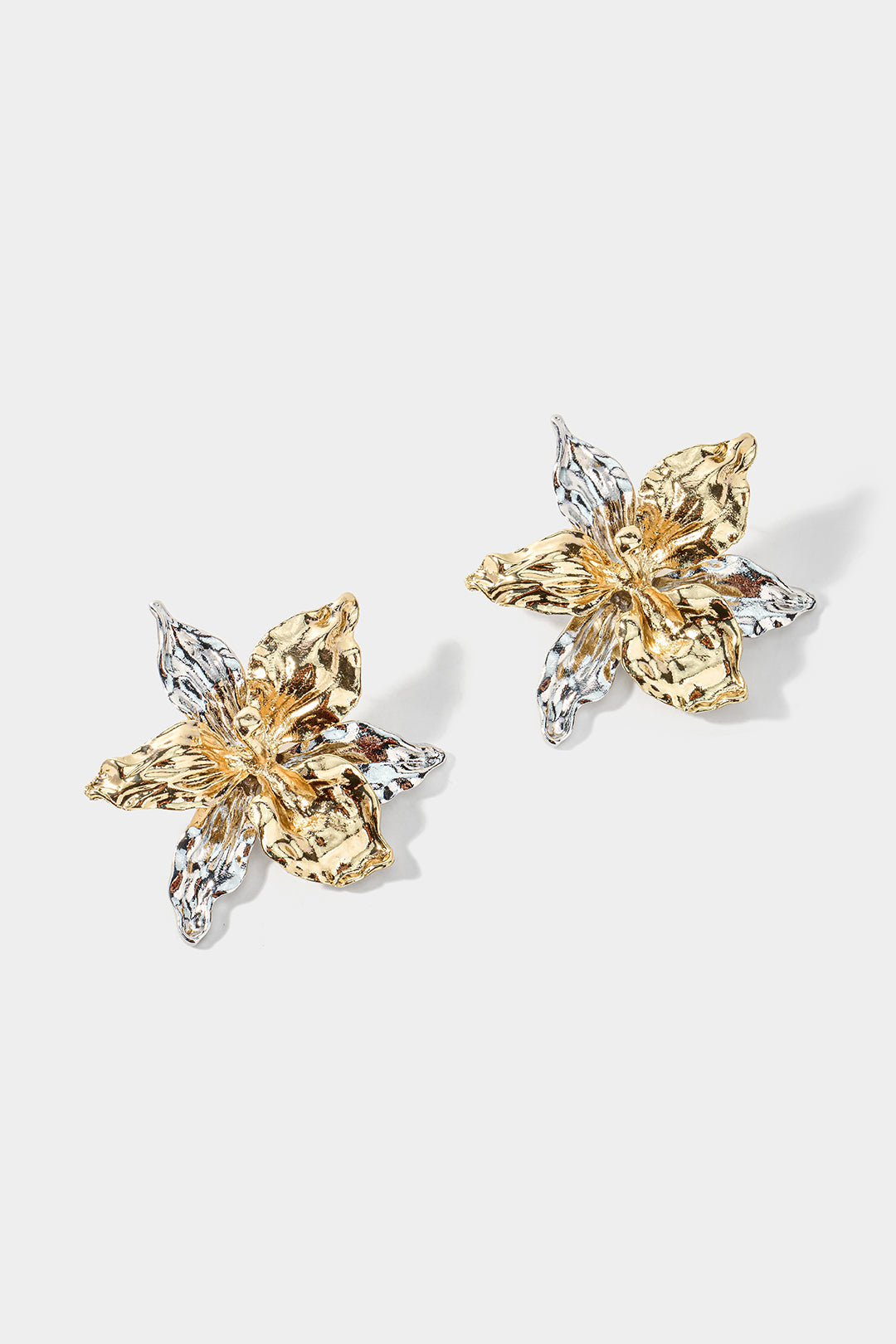 "Alloy Contrast 3D Flower Earrings"