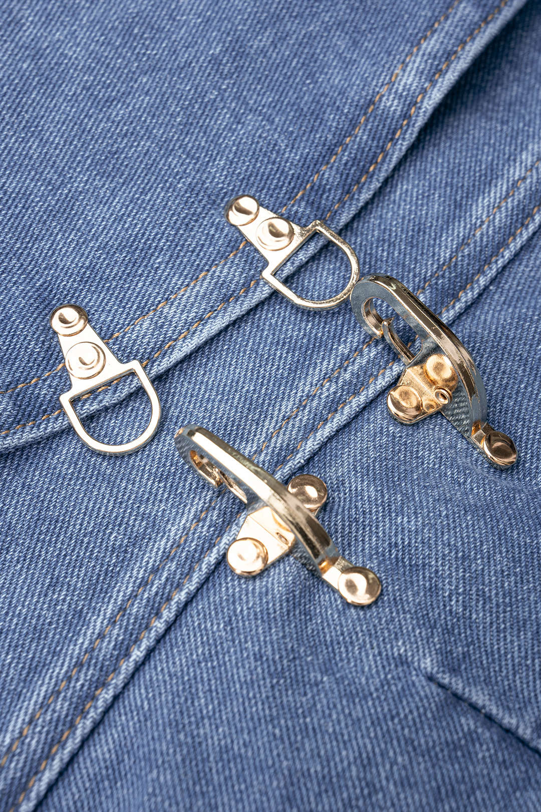 "Denim Lapel V-Neck Wrap Buckle Vest"