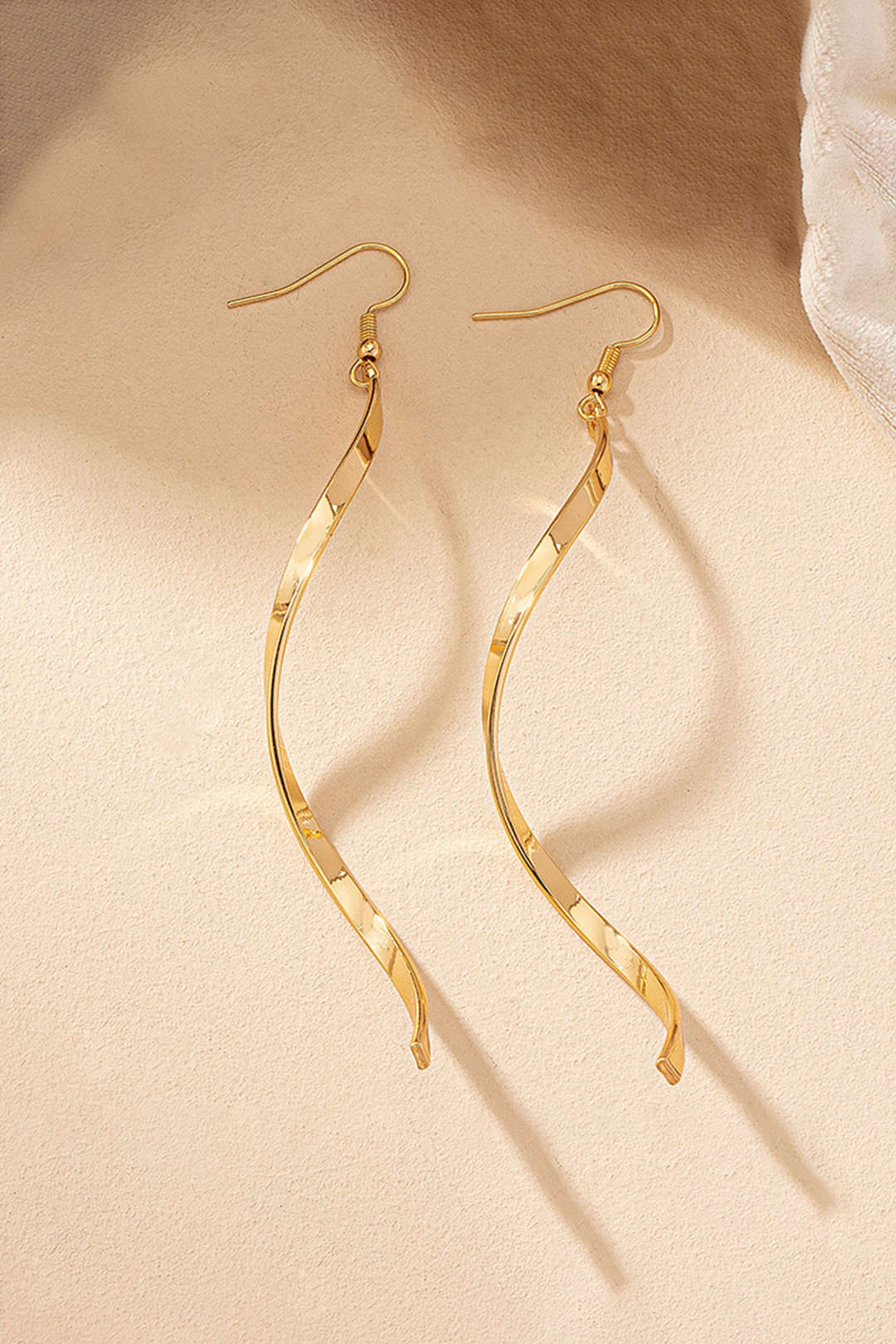 "Alloy Wavy Earrings"