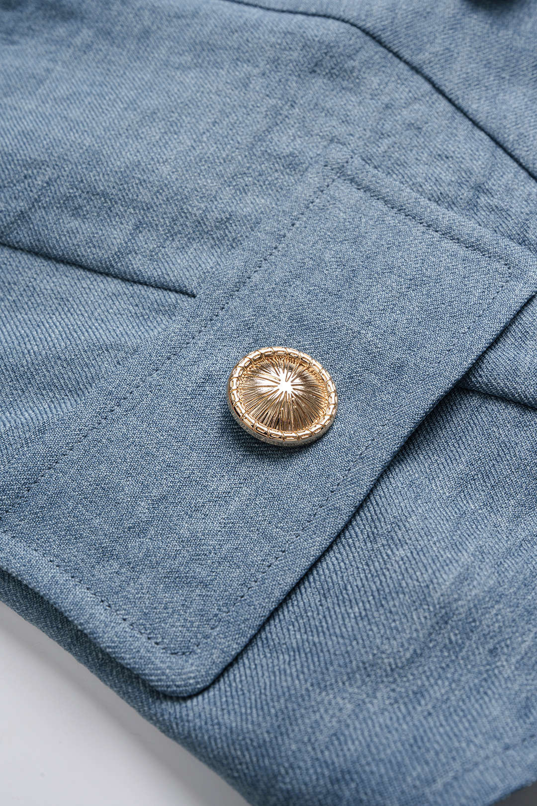 "Contrast Irregular Button Lapel Short Sleeve Top"