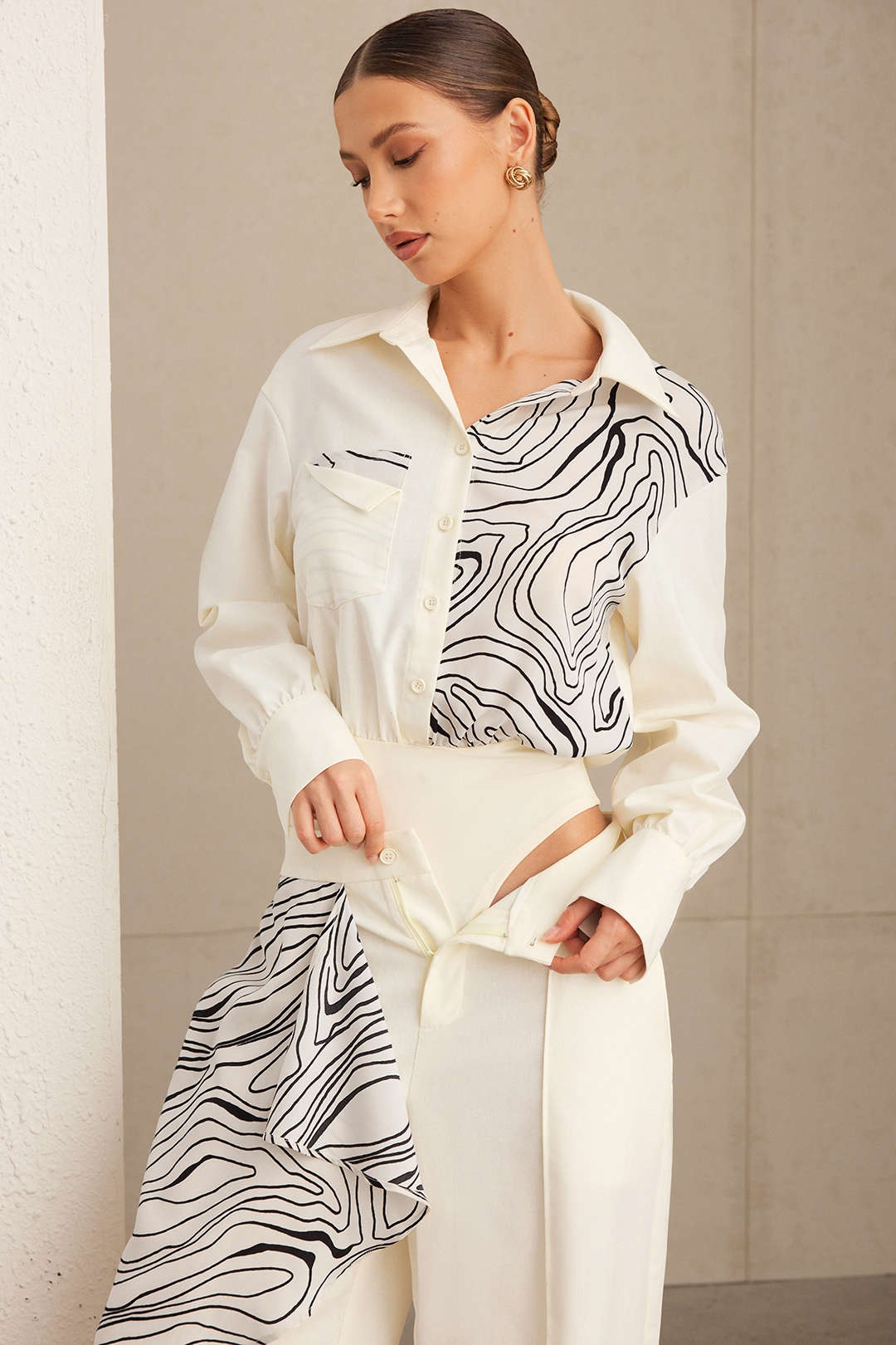 "Abstract Print Patchwork Button Pocket Long Sleeve Bodysuit"