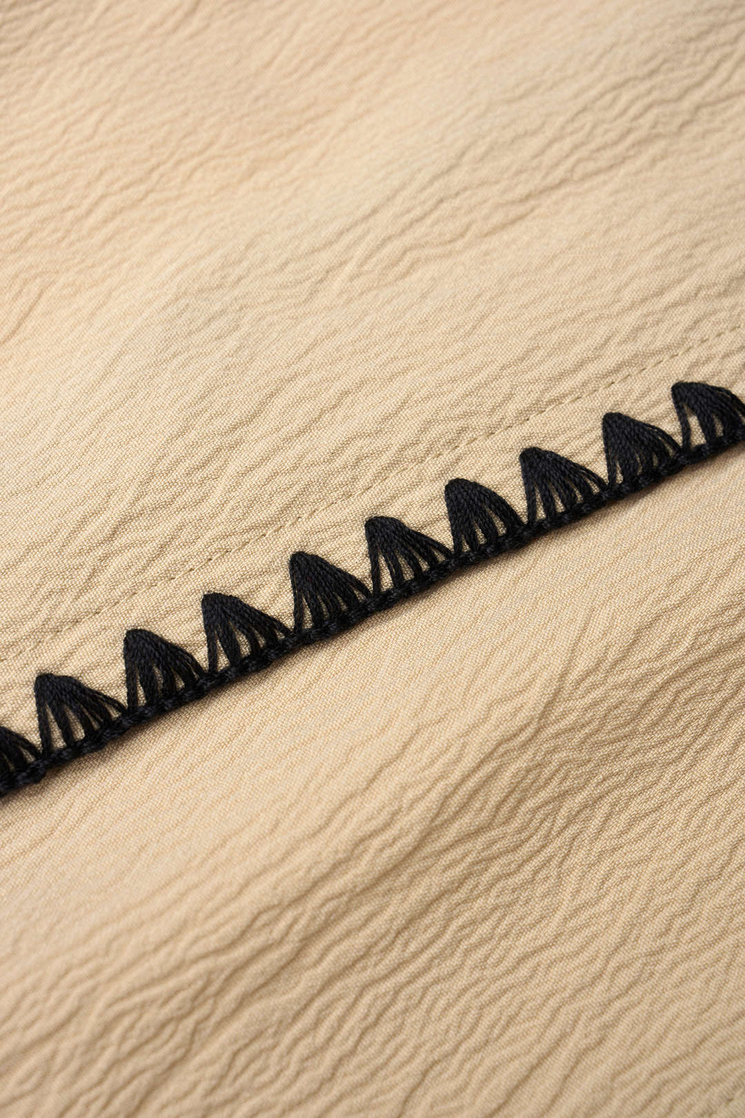 "Contrast Binding Crossed Tie-Up Backless Tank Top"