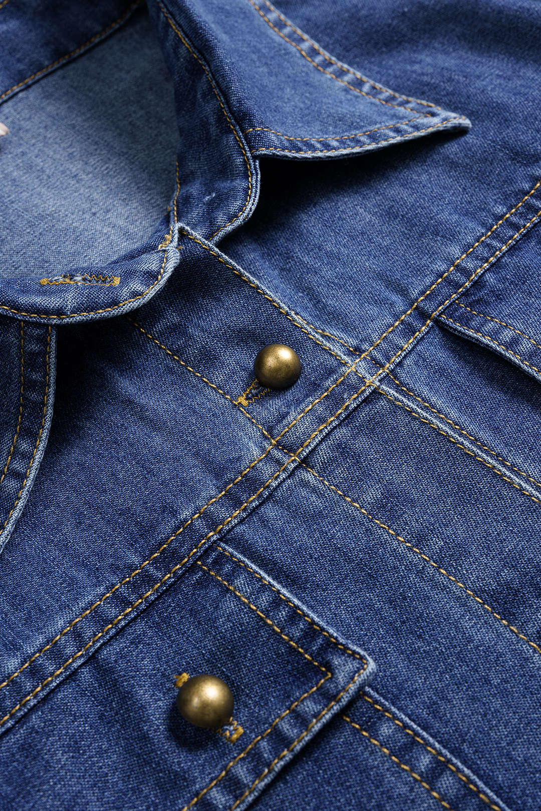 "Denim Button Contrast Whipstitching Long Sleeve Shirt"