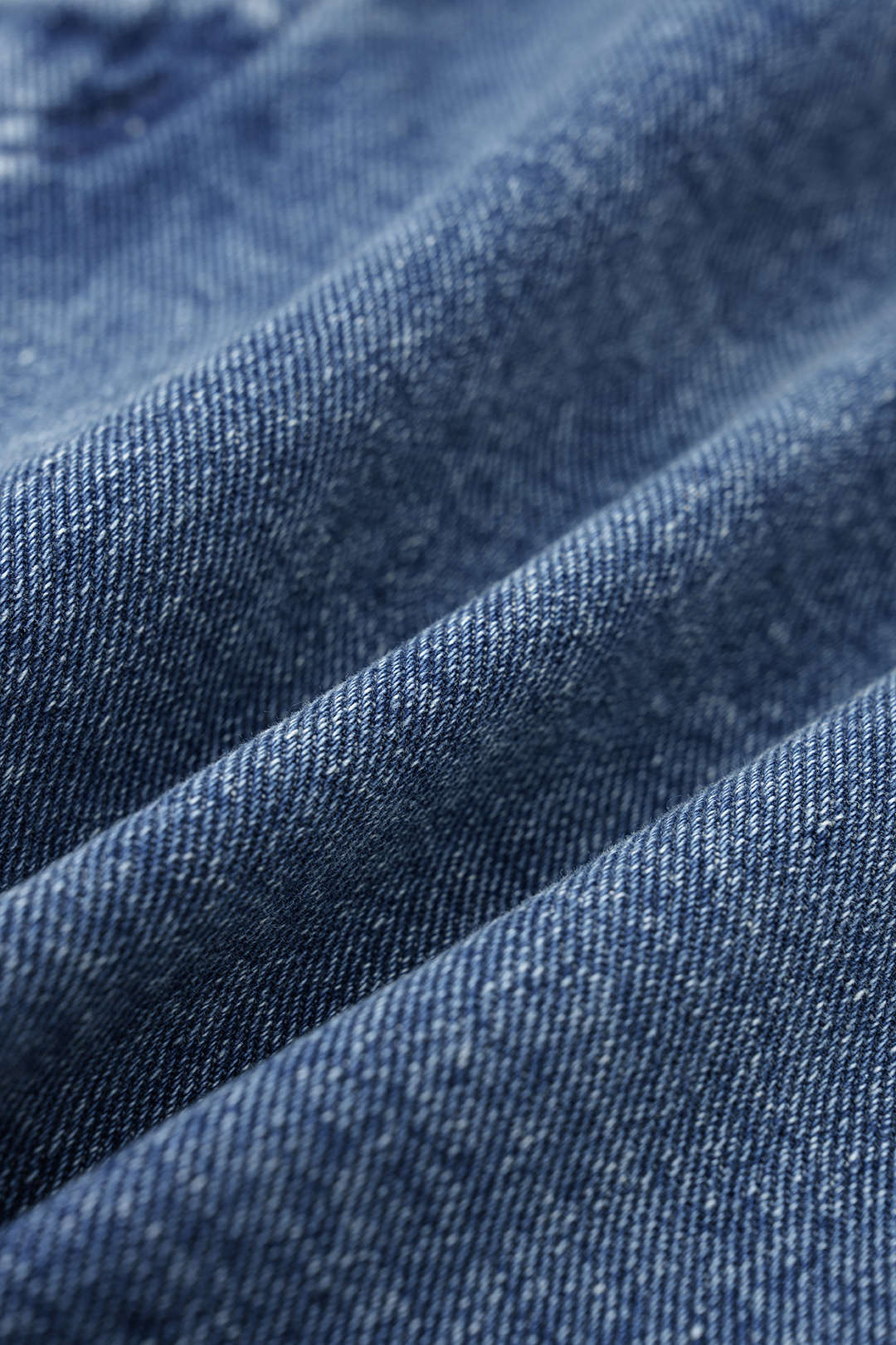 "Denim Frayed Button Skirt"