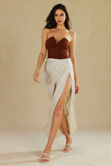 "Basic V-neck Strapless Bodysuit"
