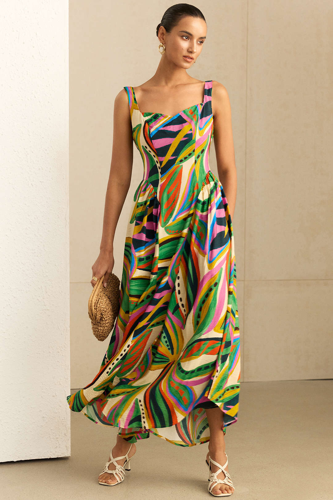 "Abstract Print Ruched Sleeveless Maxi Dress"