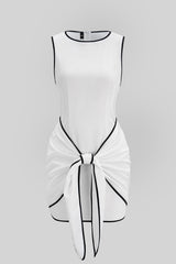 "Contrast Binding Round Neck Tie Front Sleeveless Mini Dress"