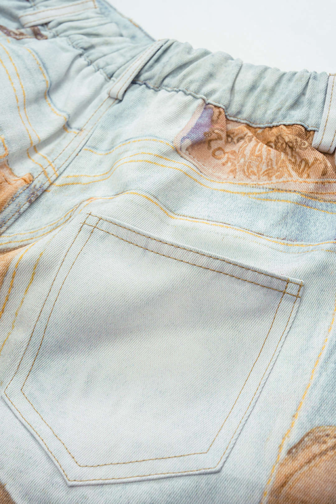 "Chain Print Wide Leg Shorts"