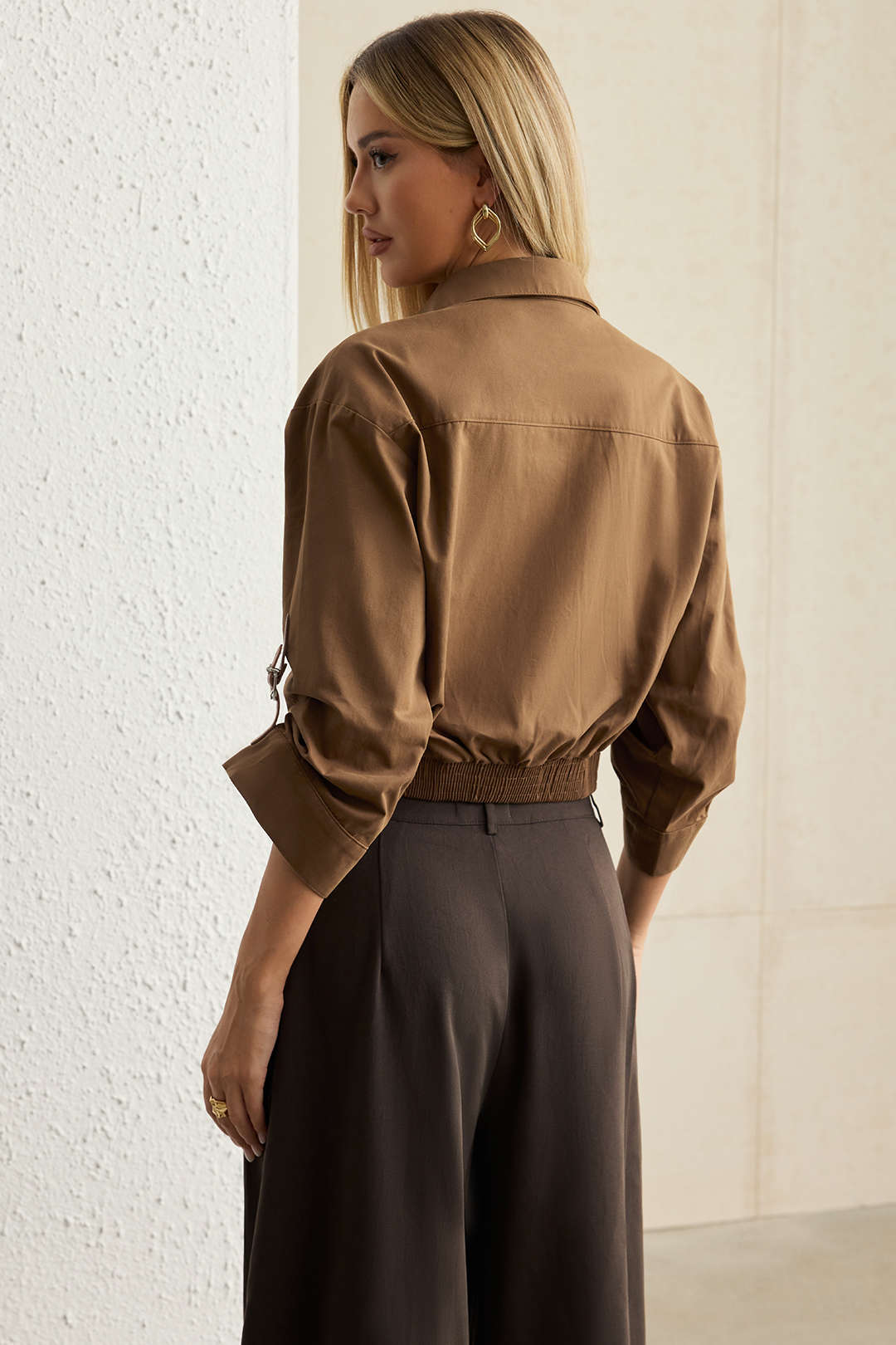 "Button Ruched Short-Sleeve Shirt"