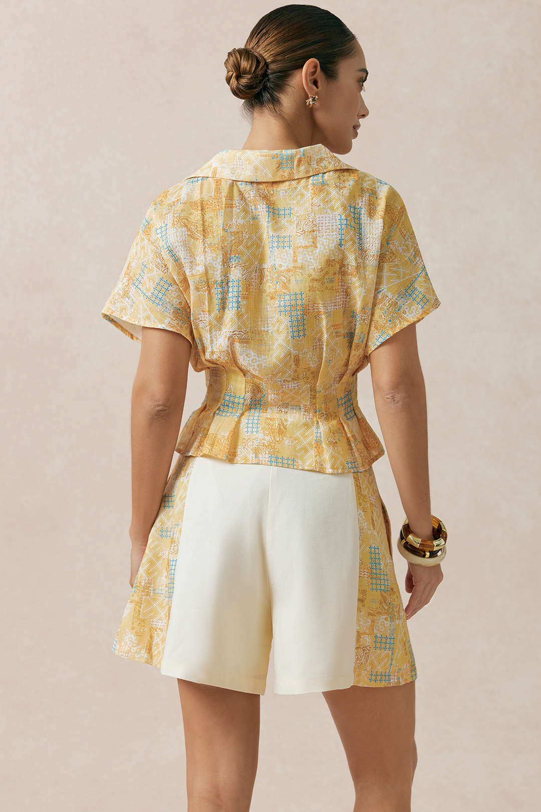 "Artistic Print V-Neck Ruched Short Sleeve Top"