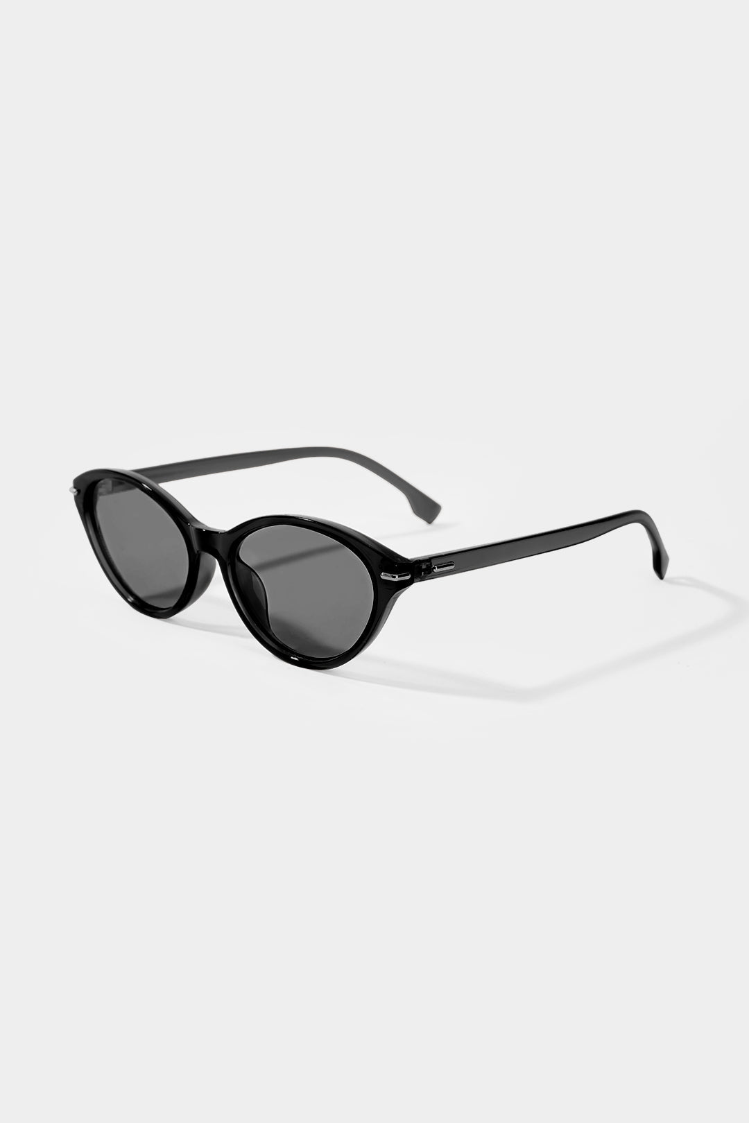 "Cat Eye Frame Sunglasses"