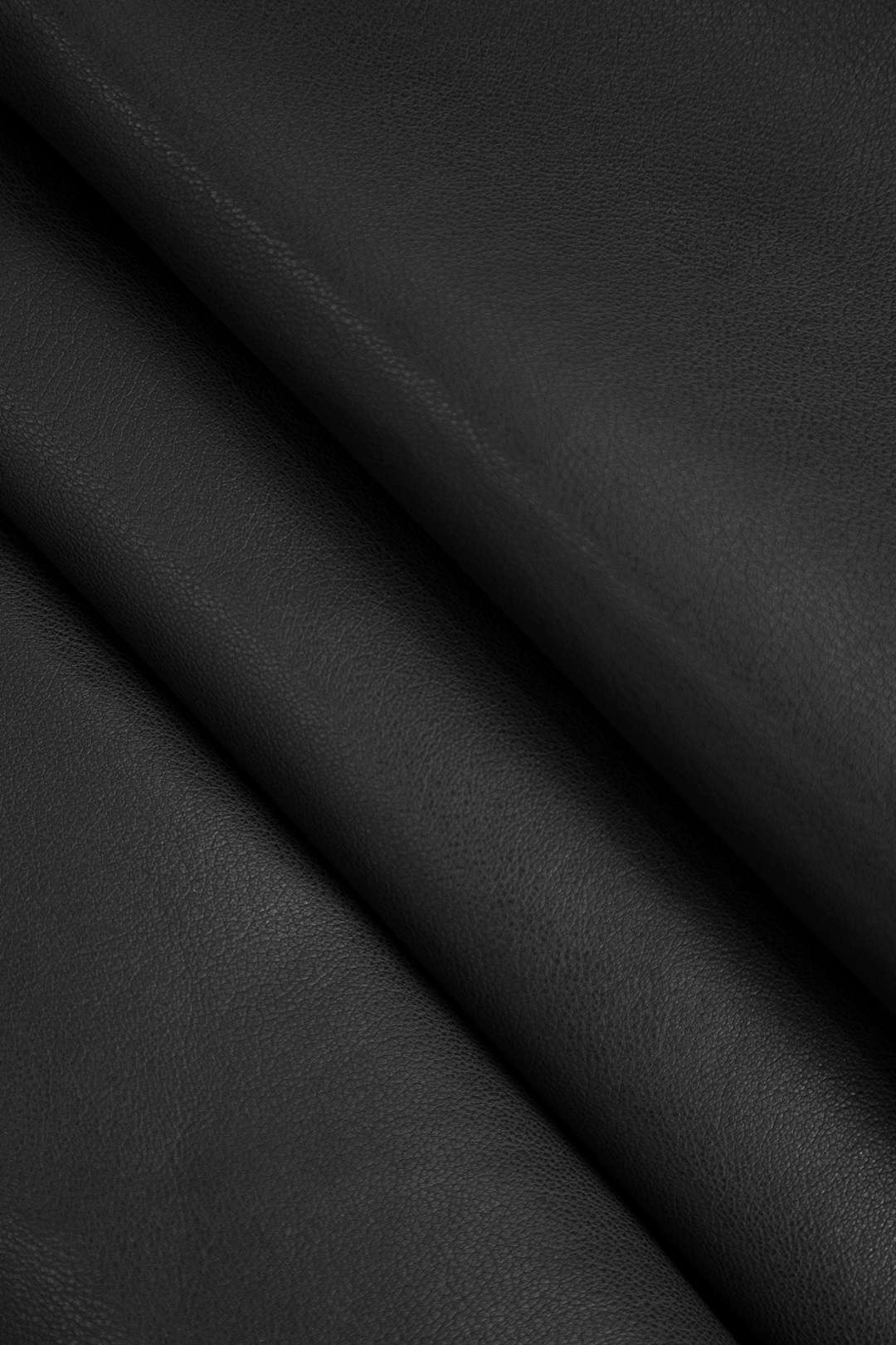 "Basic Faux Leather Ruched Mini Skirt"