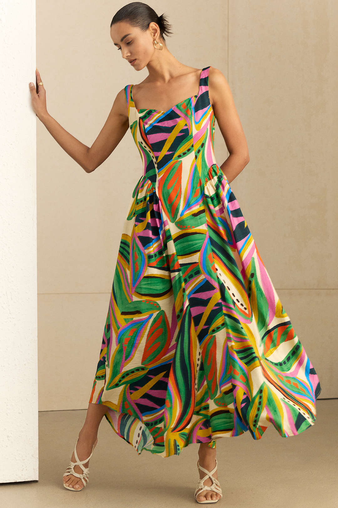 "Abstract Print Ruched Sleeveless Maxi Dress"