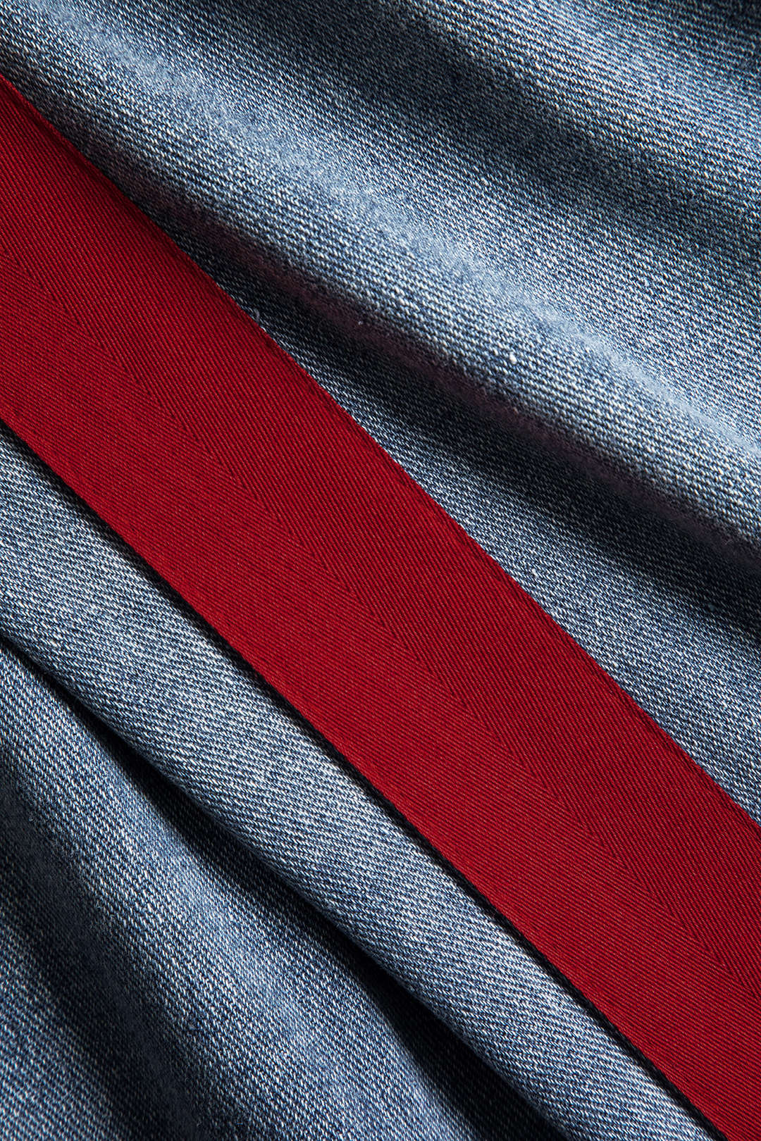 "Bow Detail Straight Leg Jeans"