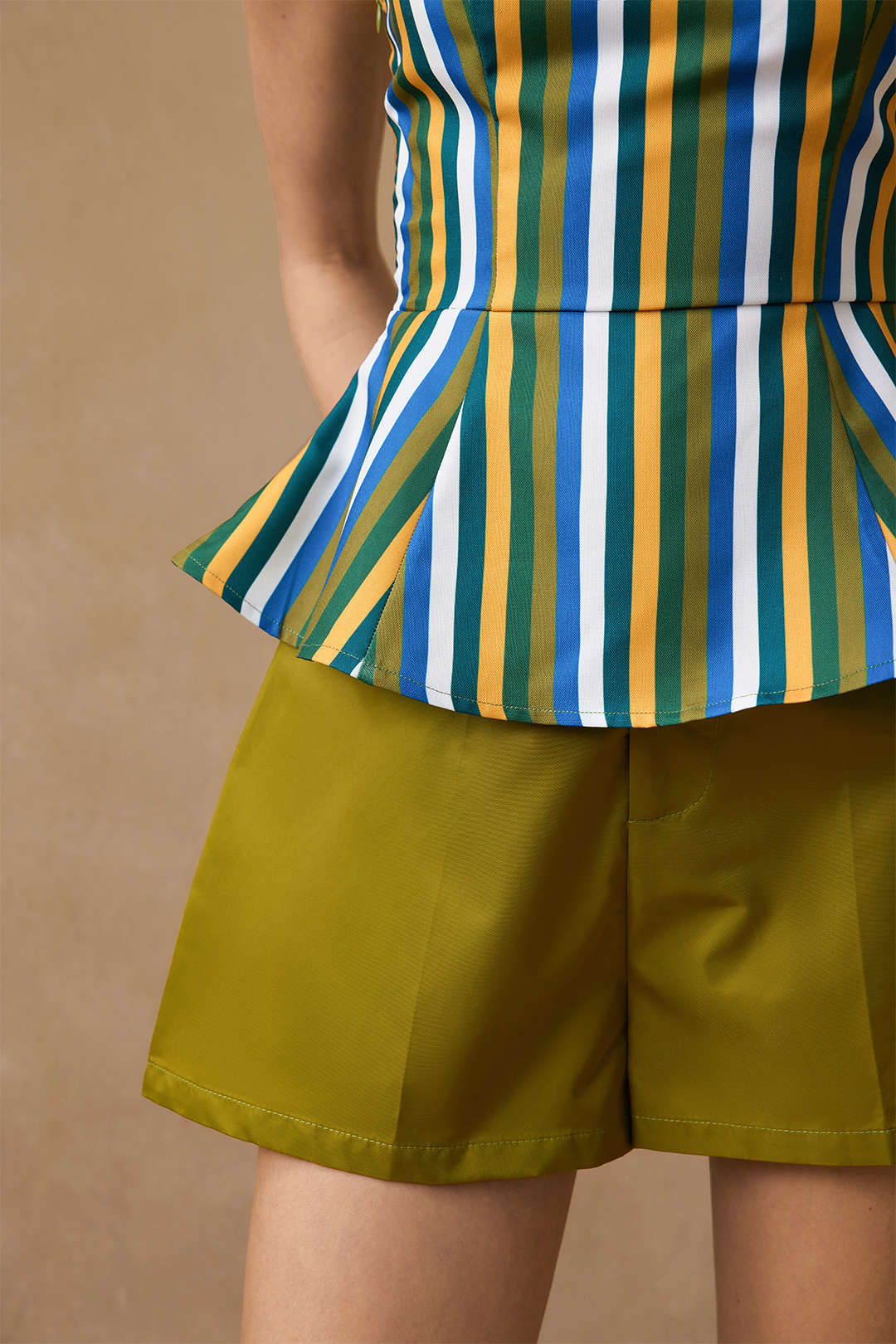 "Contrast Stripe Strapless Tube Top"