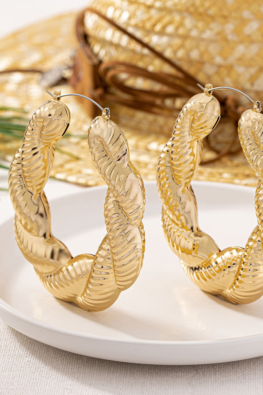 "Alloy Twist Retro Earrings"