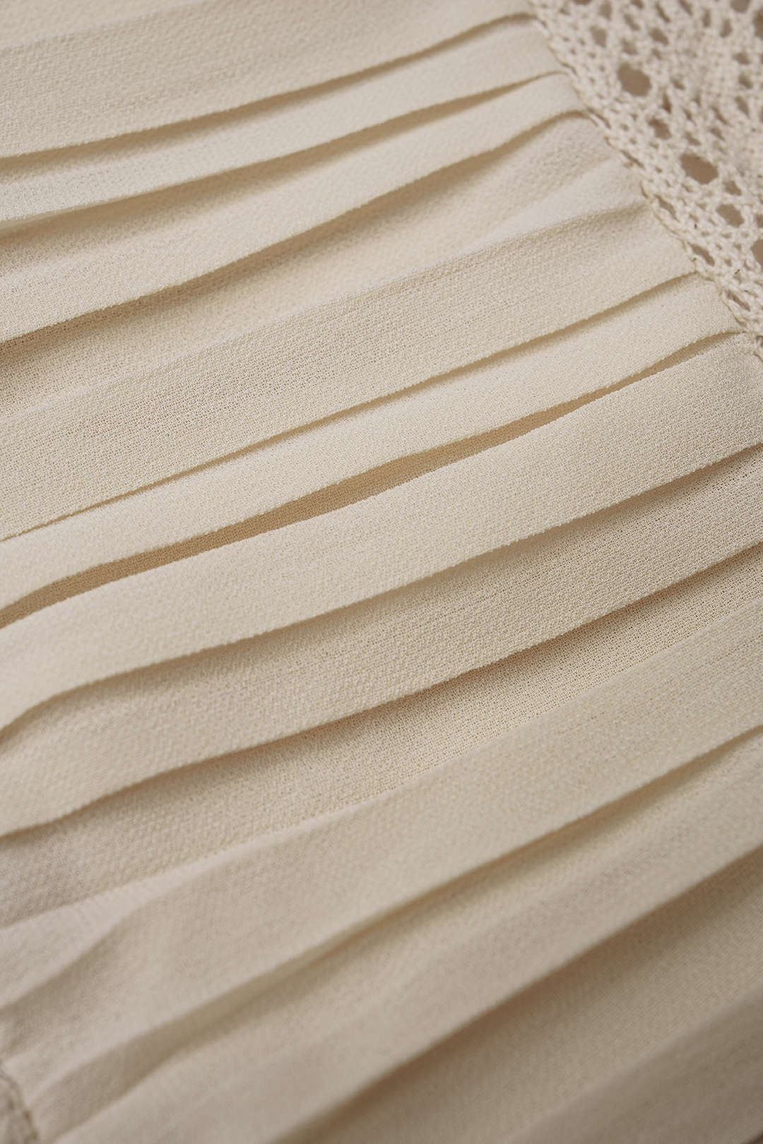 "Chiffon Asymmetrical V-Neck Tie-Up Cami Top"
