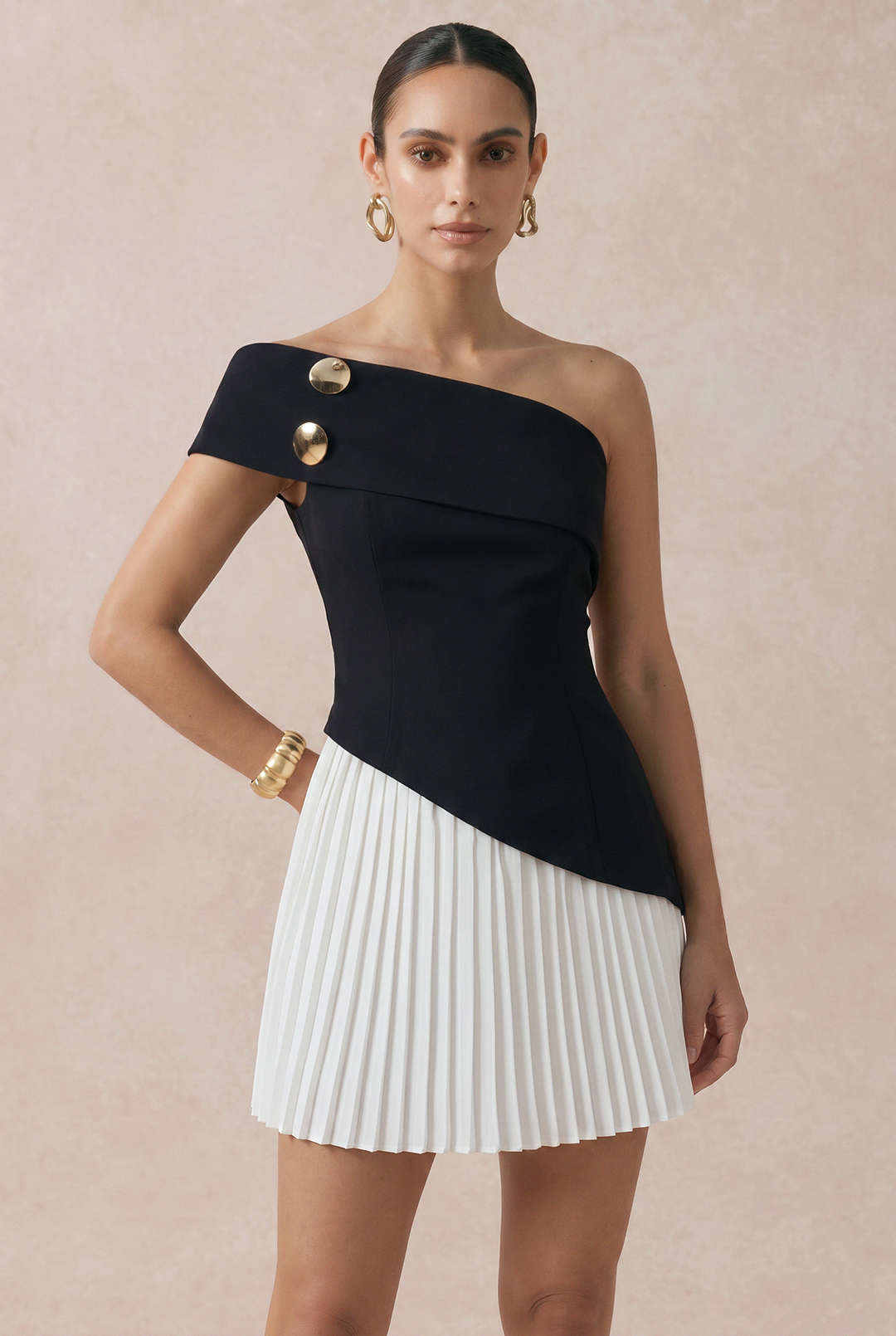 "Contrast Off Shoulder Metallic Asymmetrical Pleated Sleeveless Mini Dress"