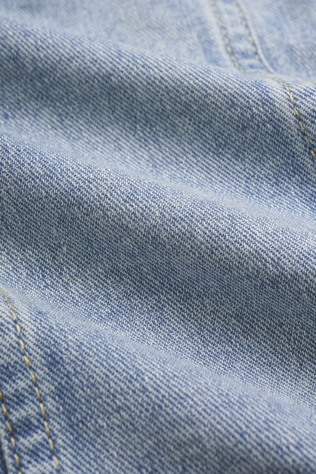 "Denim Button Frayed Vest"
