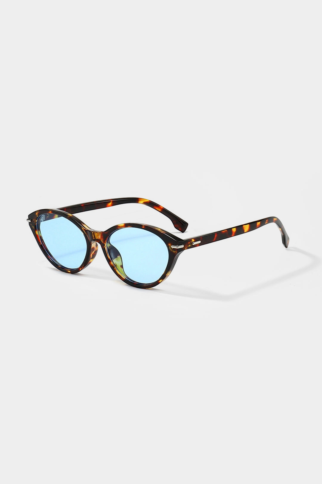 "Cat Eye Frame Sunglasses"